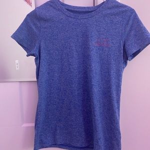 Vineyard vines athletic tee